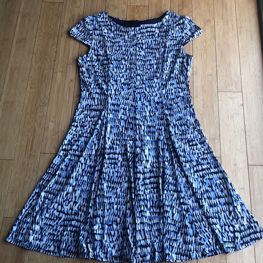 Blue and white midi